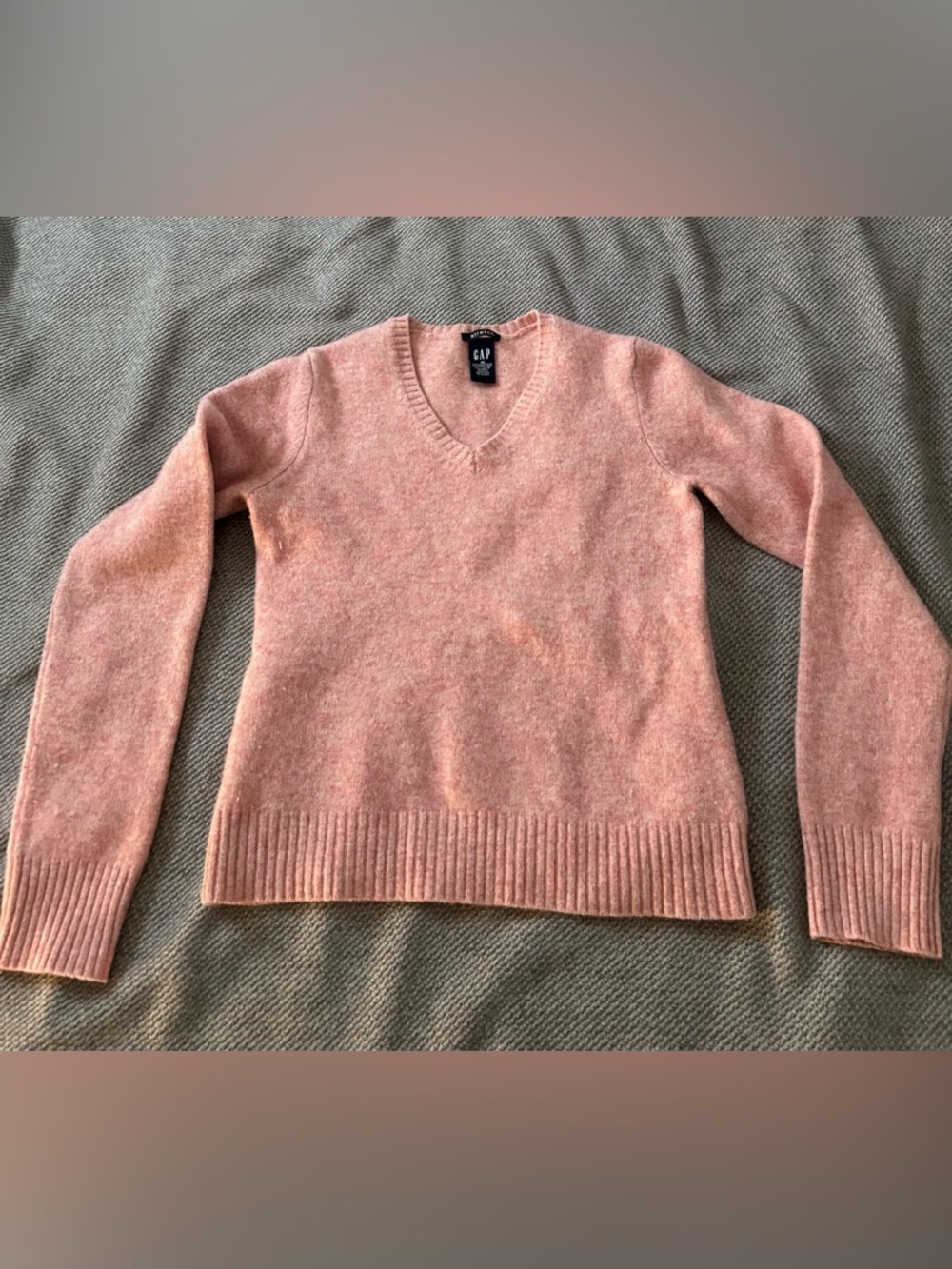 Gap pink stretch wool sweater, size M